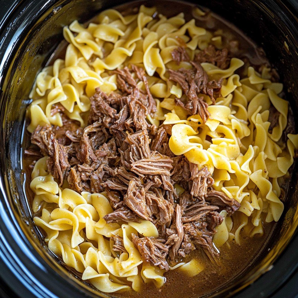 Slow Cooker Beef and Noodles